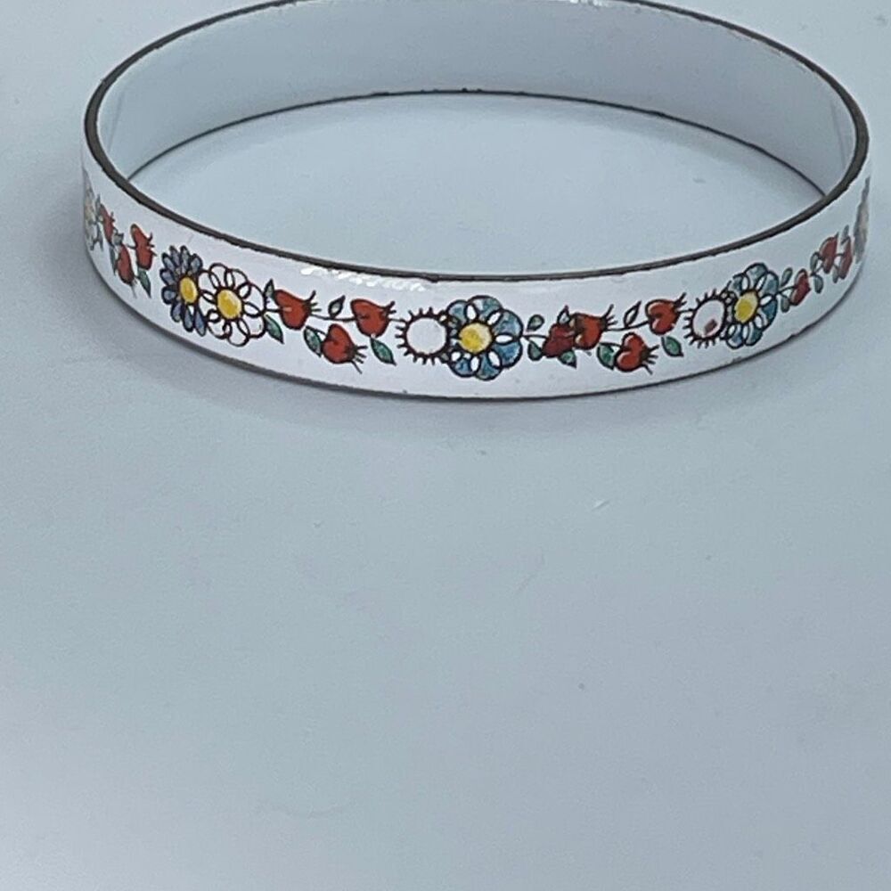 Vintage enamel floral  hearts on vine bangle bracelet.